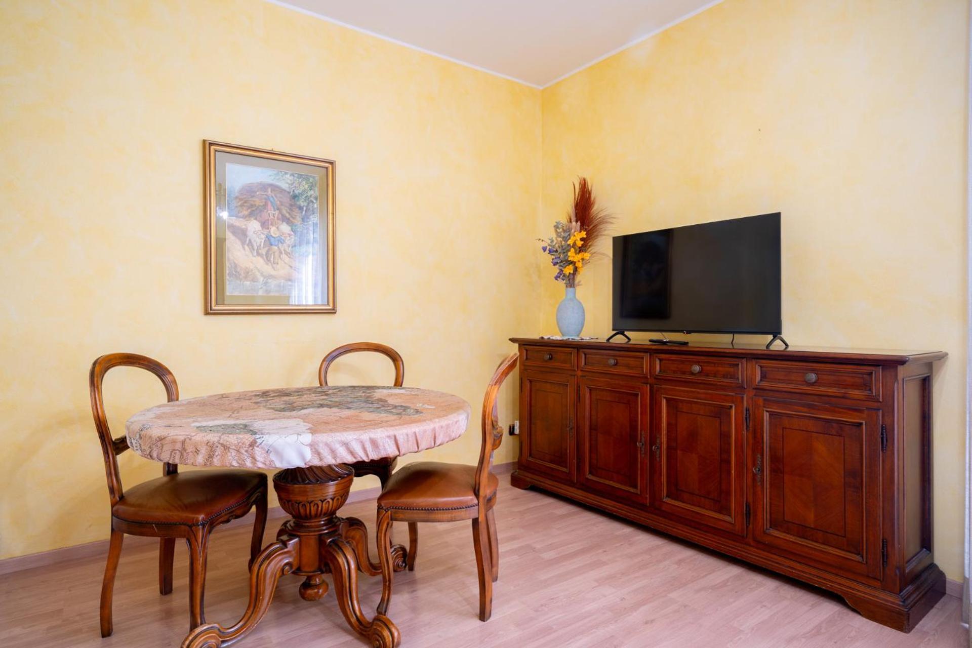 Spacious Apartment At Como Lake Манделло-дель-Ларио Экстерьер фото